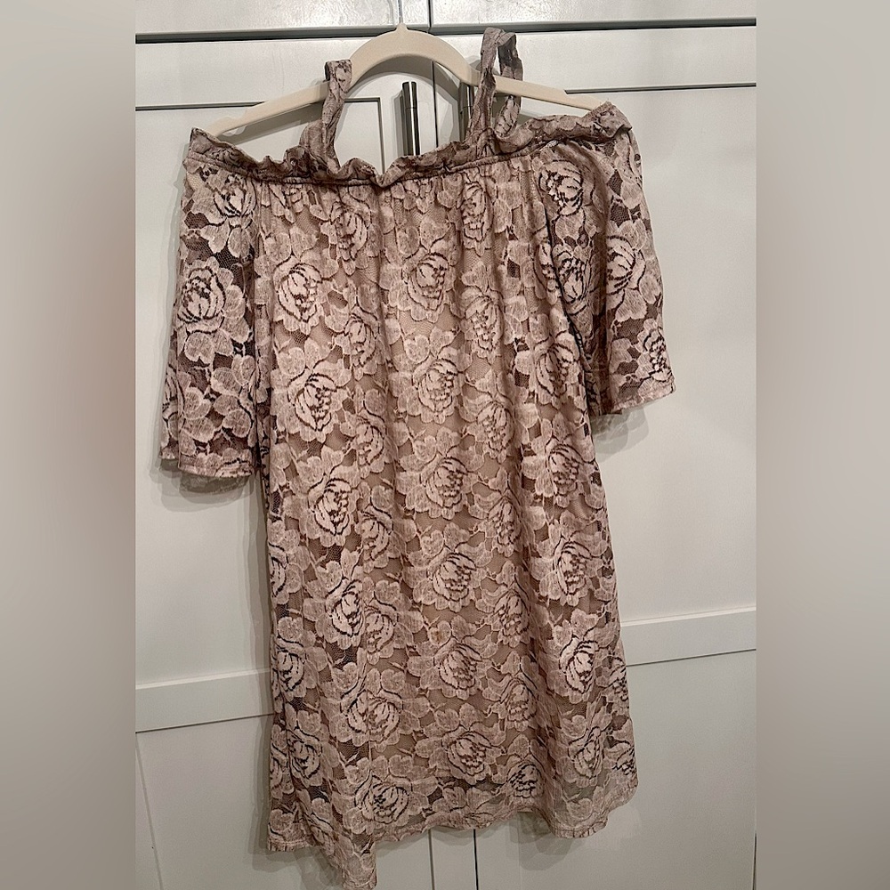 Ces Femme Champagne, Floral, Lace, Off the Shoulder, Mini Dress Size Small